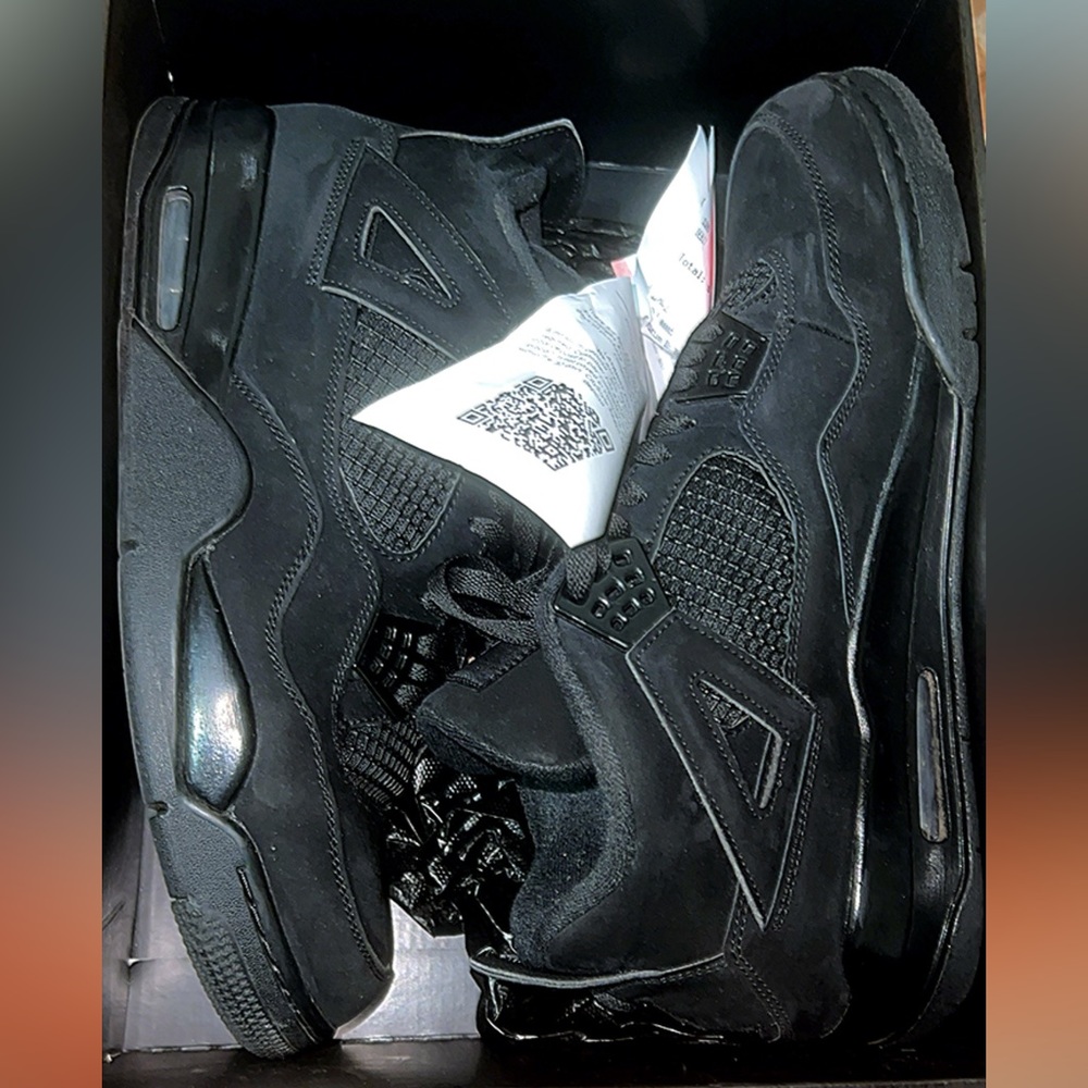 Air Jordan 4 Retro